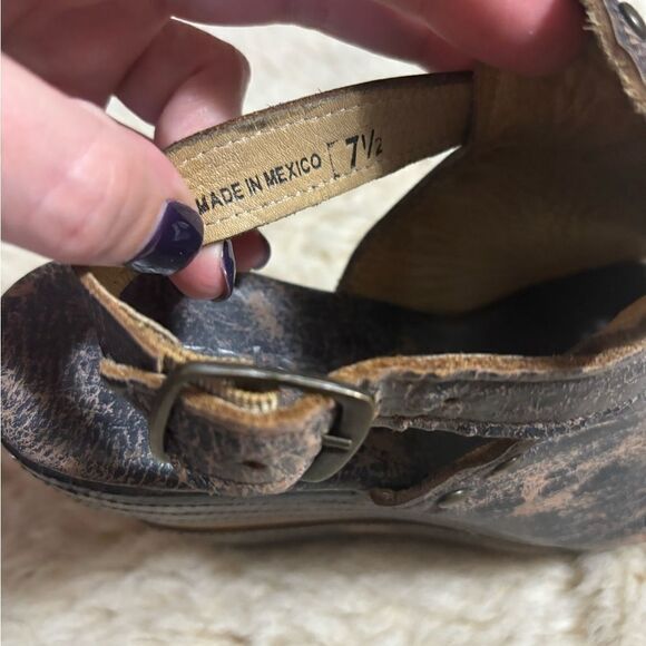 Bed Stu Joann Wood Wedge Distressed in Black size 7.5 - Picture 2 of 12